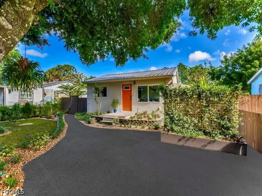 448 Santa Cruz Street, North Fort Myers, FL 33903 - #3