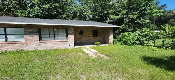 2558 N County 470, Lake Panasoffkee, FL 33538