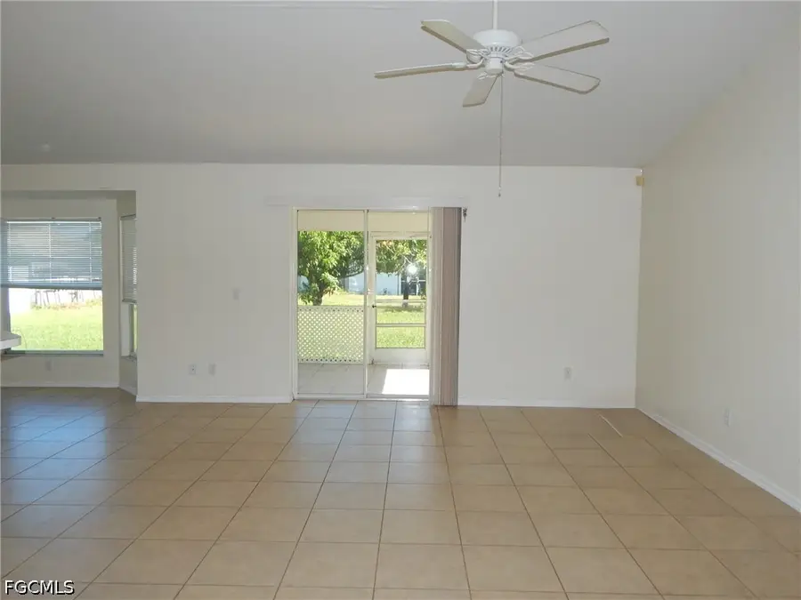 135 SE 29th Street, Cape Coral, FL 33904 - #3