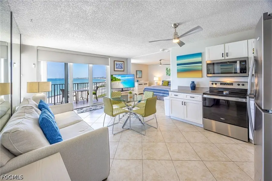 7330 Estero Boulevard #PH4, Fort Myers Beach, FL 33931 - #2