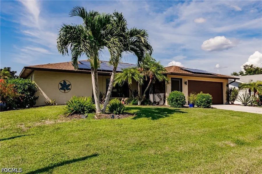 627 SE 34th Street, Cape Coral, FL 33904 - #3