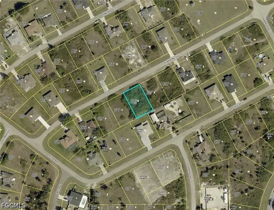 146 Pembroke Street, Lehigh Acres, FL 33974 - #3