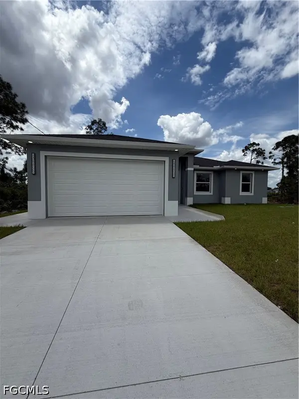 846 Runble Street E, Lehigh Acres, FL 33974