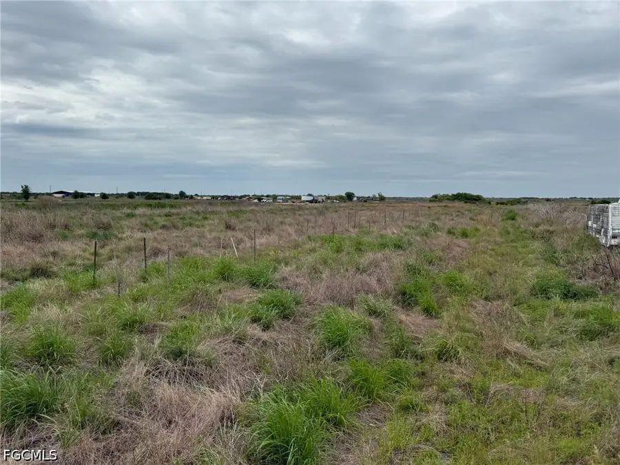 6435 1st Road, Labelle, FL 33935 - #2