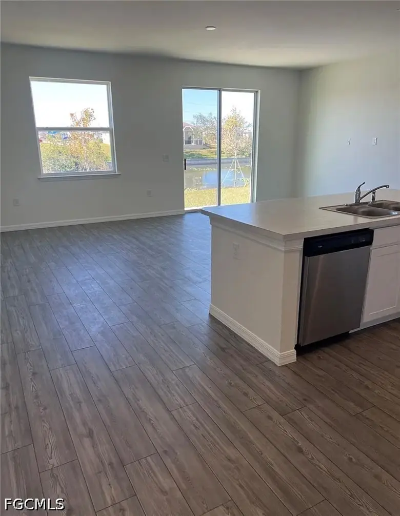 916 NW 3rd Avenue, Cape Coral, FL 33993 - #2