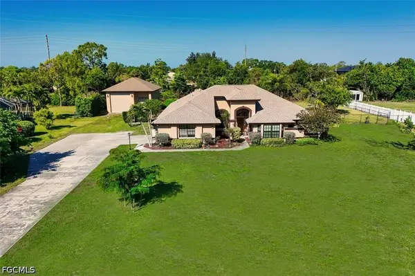 20612 Charing Cross Circle, Estero, FL 33928