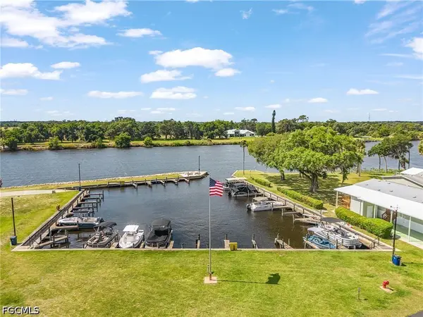 5 Erica Street, Alva, FL 33920