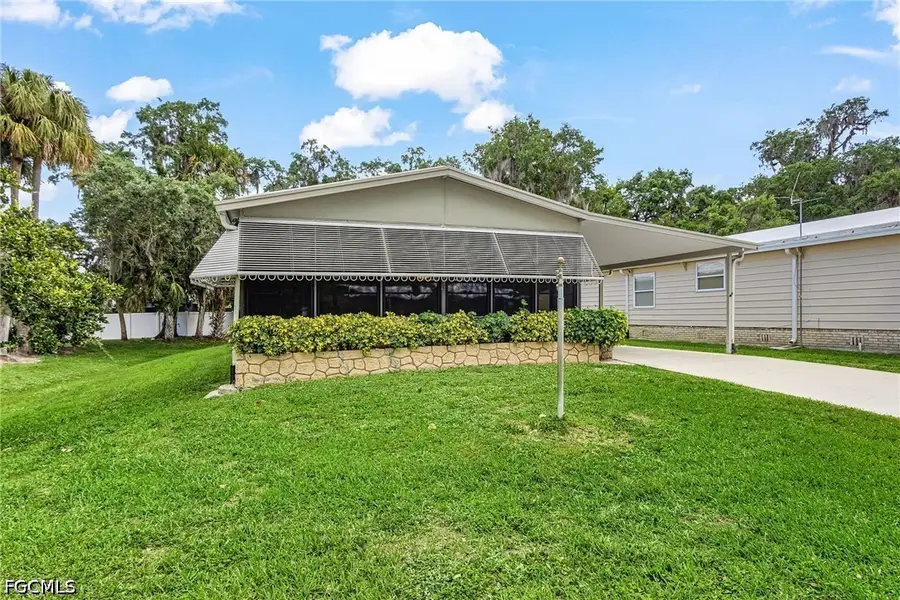 5 Erica Street, Alva, FL 33920 - #2