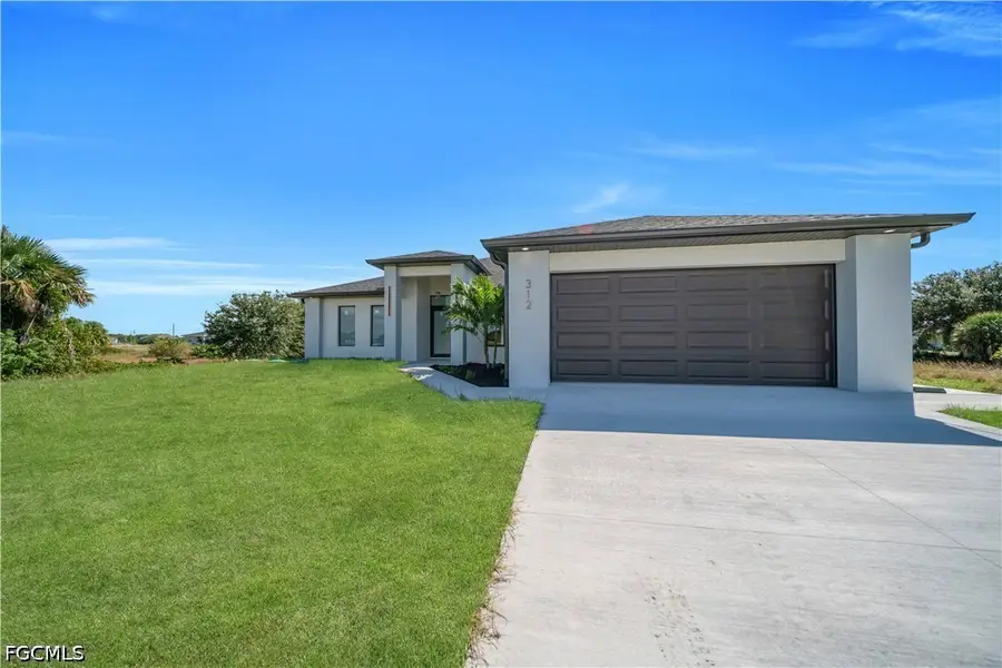 312 Pembroke Street, Lehigh Acres, FL 33974 - #2