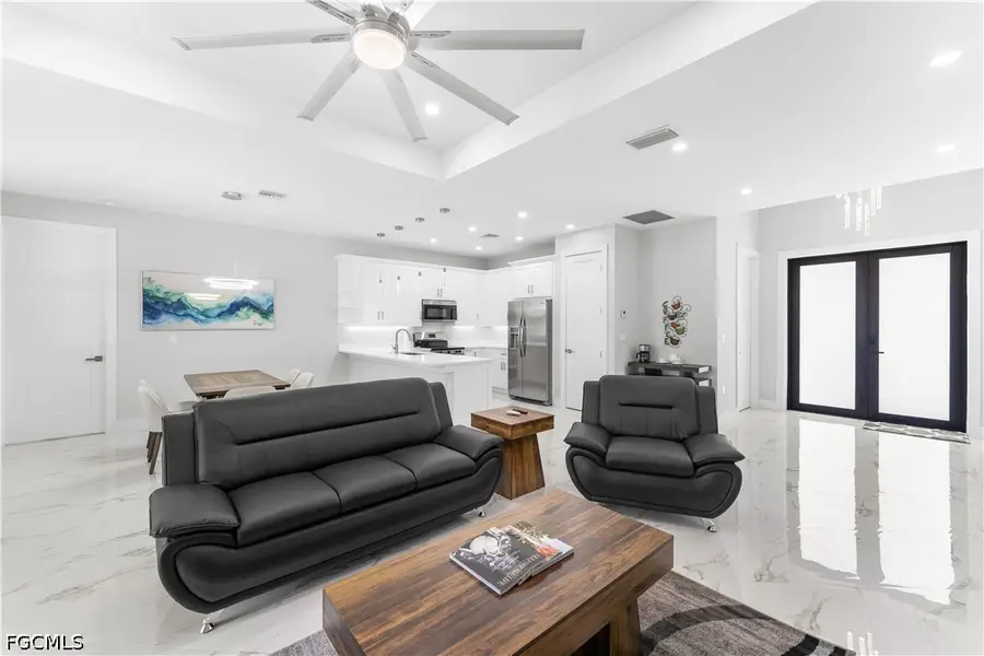717 Zendor Avenue, Fort Myers, FL 33913 - #3