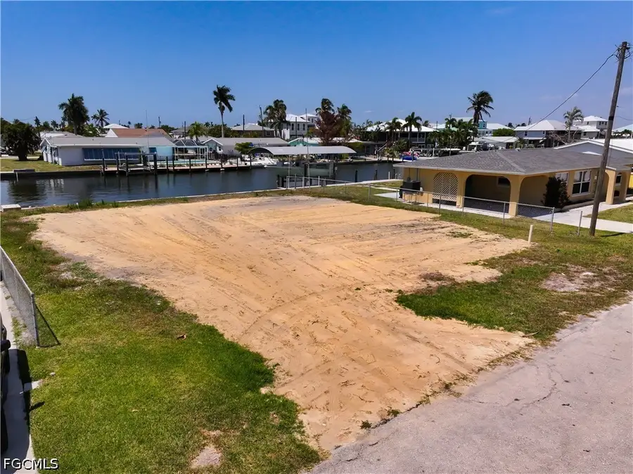2652 Bridgeview Street, Matlacha, FL 33993 - #2