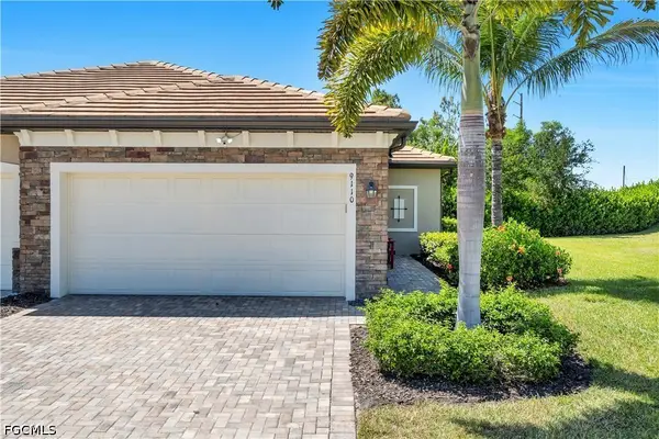 9110 Woodhurst Drive, Naples, FL 34120