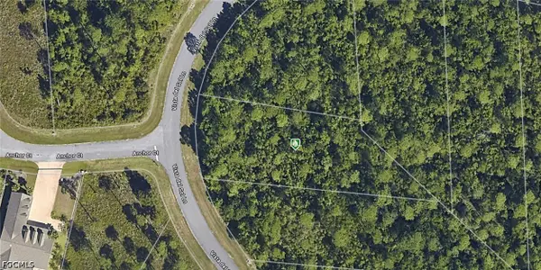 827 Vista Del Sol Lane, Panama City, FL 32404