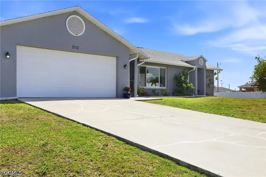 202 SE 10th Terrace, Cape Coral, FL 33990 - #2