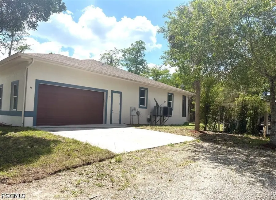 2410 4th Avenue Ne, Naples, FL 34120 - #2