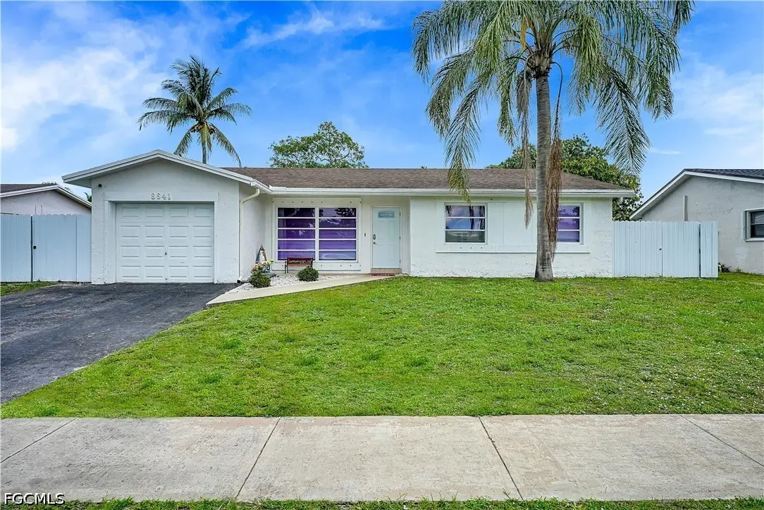 8641 Nw 8th St, Pembroke Pines, FL 33024 - #1