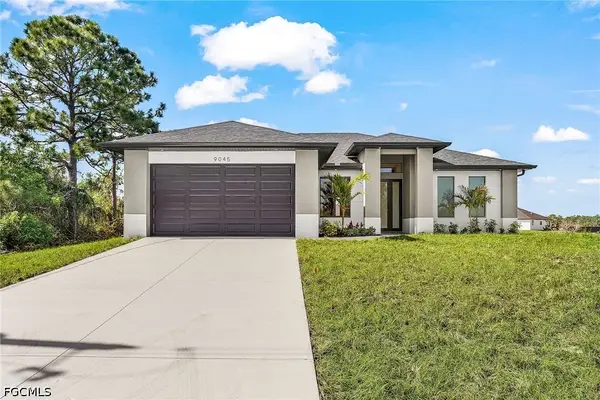 9045 W Broad Circle, Labelle, FL 33935