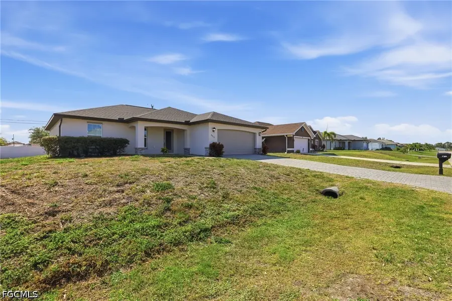 2812 NE 2nd Place, Cape Coral, FL 33909 - #3
