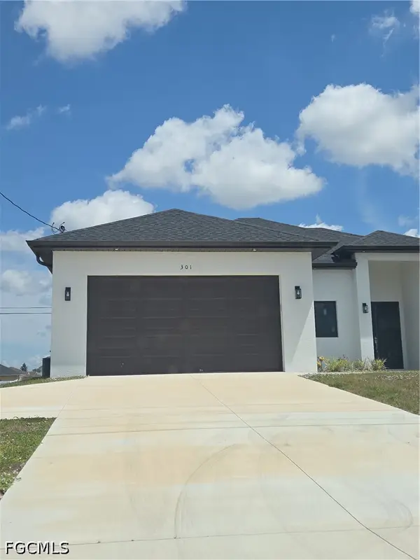301 Diplomat Parkway E, Cape Coral, FL 33909