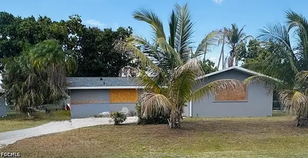 703 Monterey Avenue, Cape Coral, FL 33904