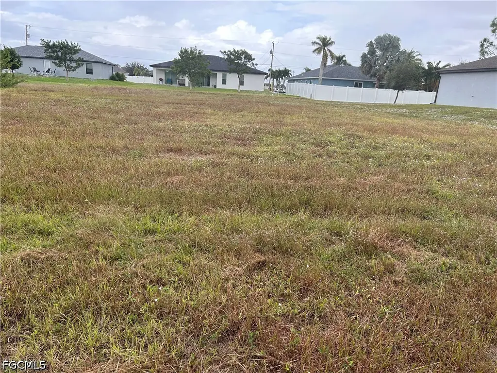 1909 NE 33rd Lane, Cape Coral, FL 33909 - #1