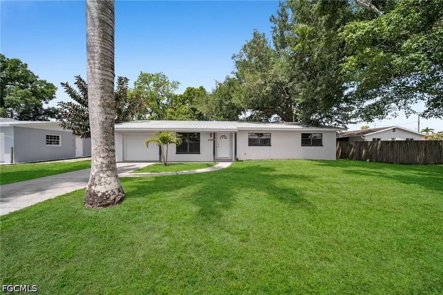 2085 E Tobago Circle, Fort Myers, FL 33905 - #3