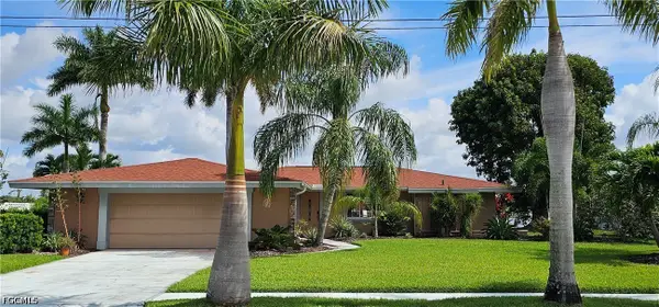 1802 Lakeview Boulevard, North Fort Myers, FL 33903