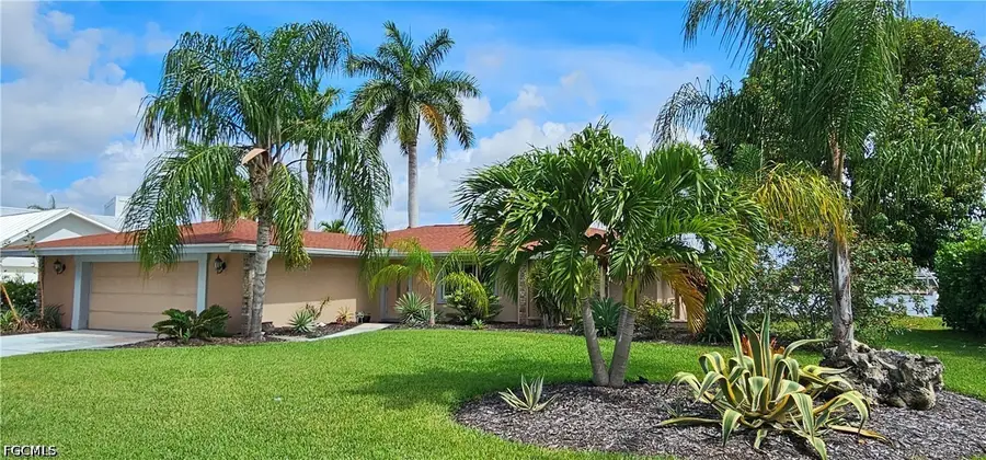 1802 Lakeview Boulevard, North Fort Myers, FL 33903 - #3