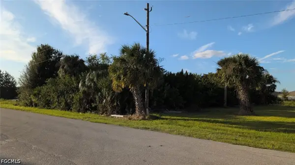 3800 Hyde Park Drive, Fort Myers, FL 33905