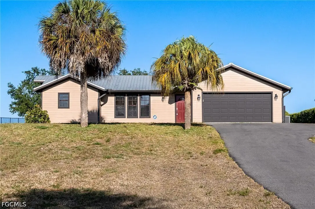 550 Caloosa Estates Drive, Labelle, FL 33935 - #1