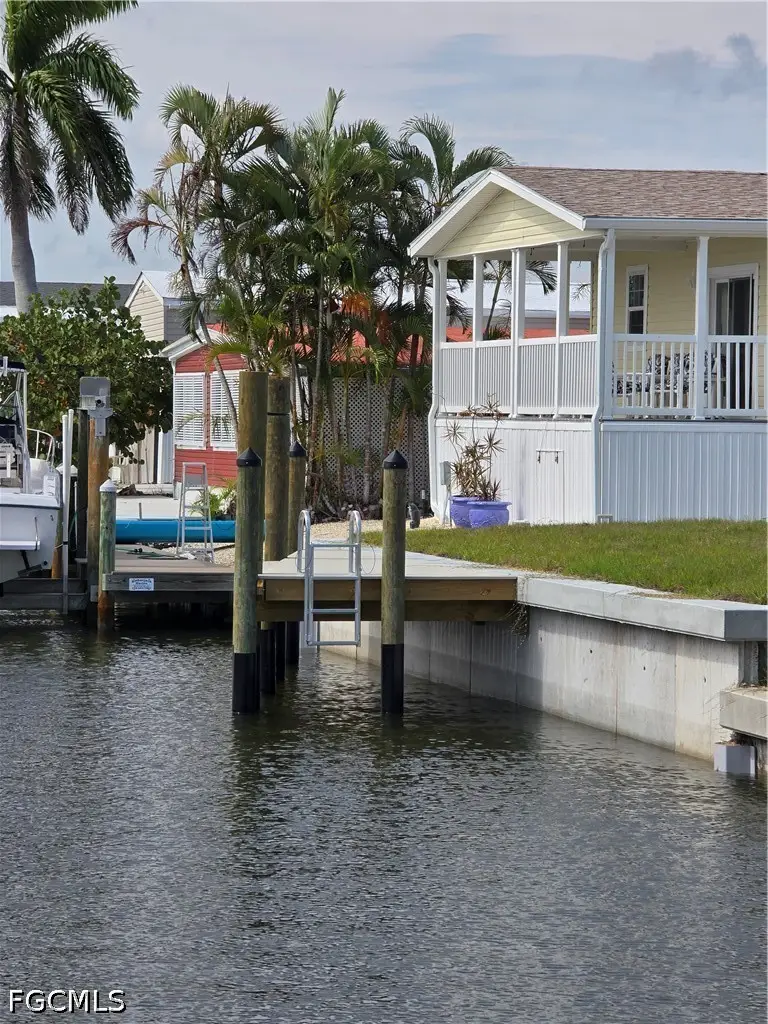 3063 York Road, Saint James City, FL 33956 - #3