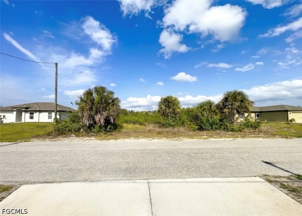 837 Youngreen Drive, Fort Myers, FL 33913 - #1