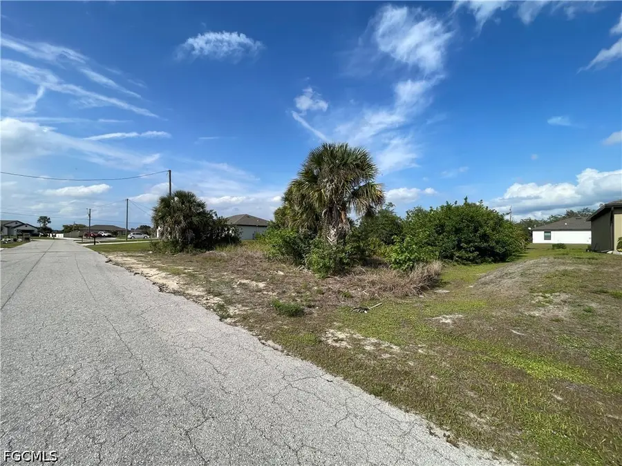 837 Youngreen Drive, Fort Myers, FL 33913 - #3