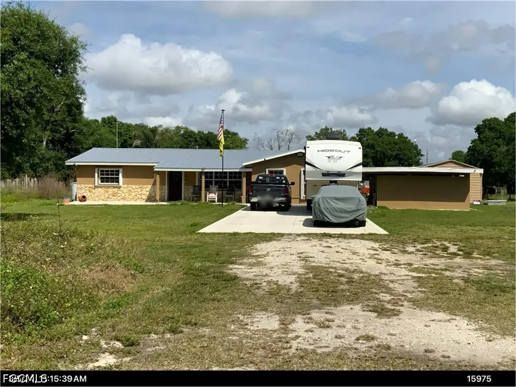 826 B Road, Labelle, FL 33935 - #1