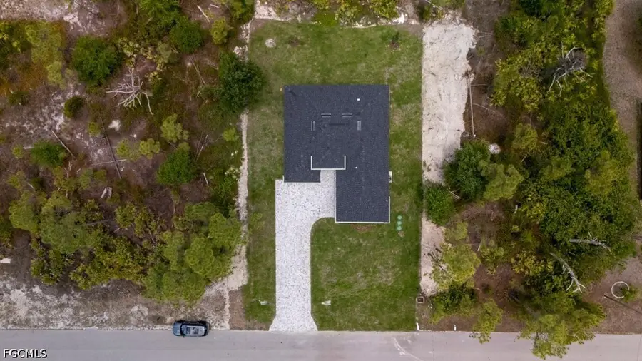719 Almelia St E, Lehigh Acres, FL 33974 - #3