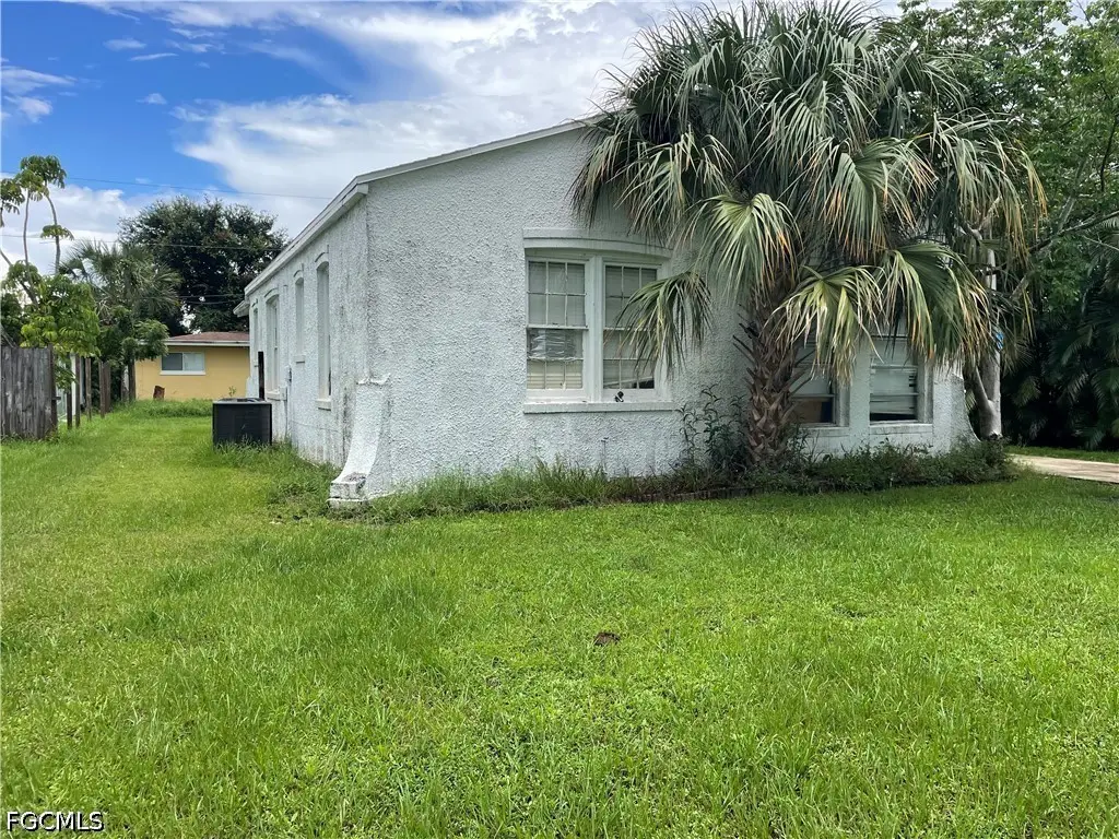 3835 Lake Street, Fort Myers, FL 33901 - #1