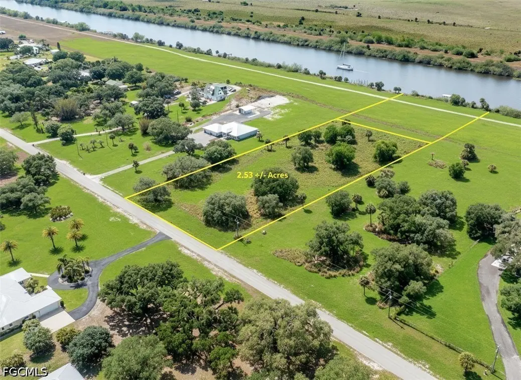 1589 Frontier Circle, Labelle, FL 33935 - #1