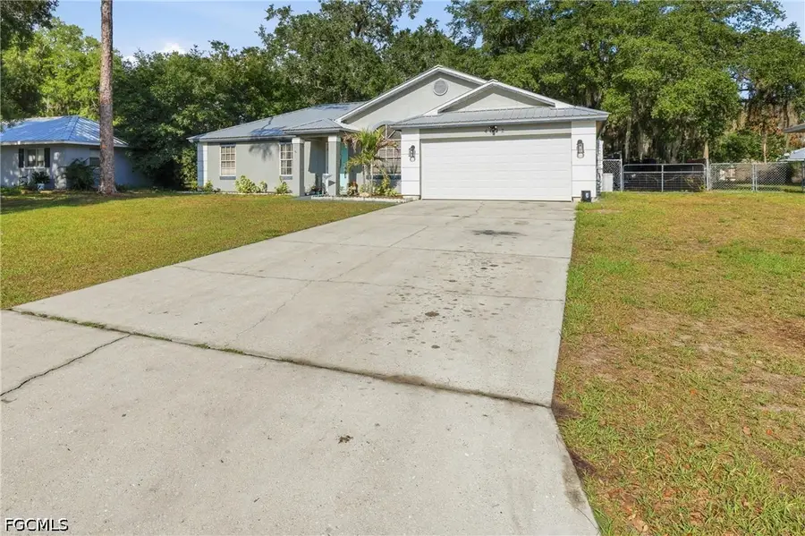 4022 E Sunflower Circle, Labelle, FL 33935 - #2