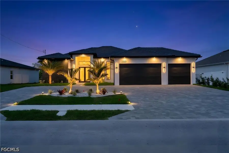 2320 SW 20th Avenue, Cape Coral, FL 33991 - #2
