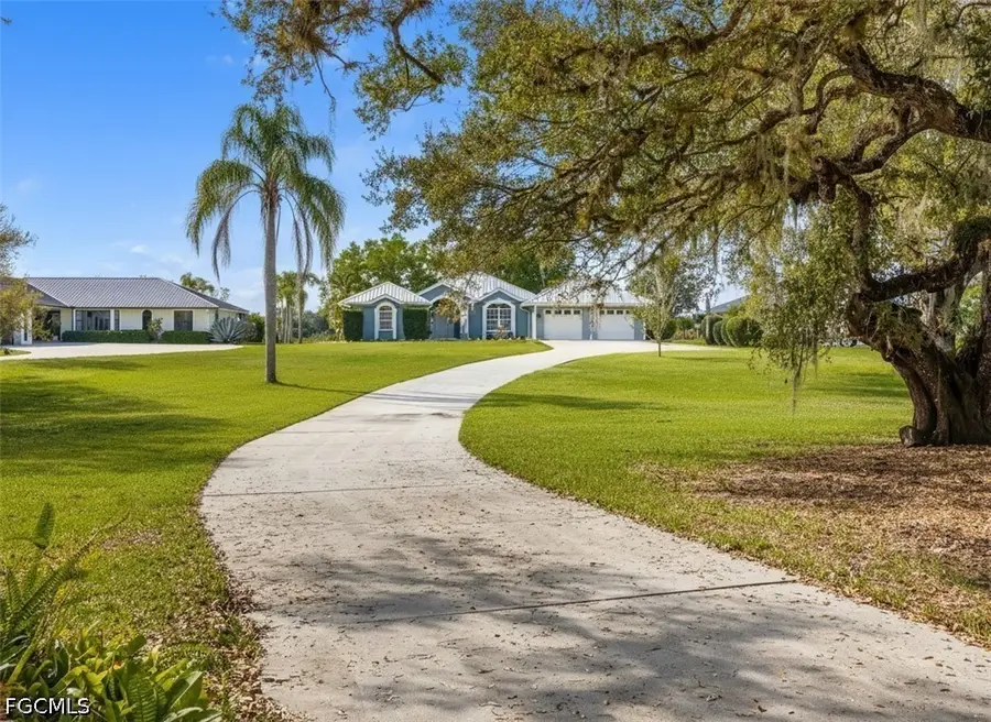 1261 Riverbend Drive, Labelle, FL 33935 - #2