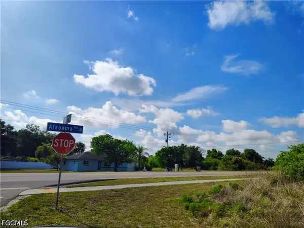 1101 Gifford Avenue S, Lehigh Acres, FL 33936