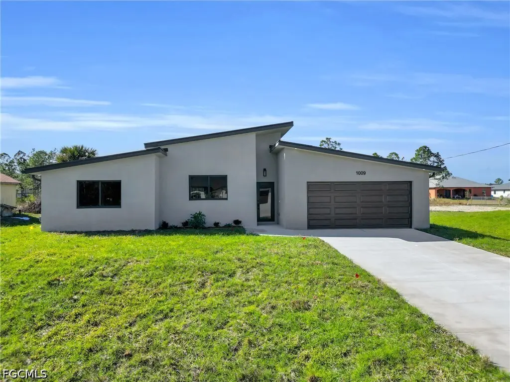 1009 State Avenue, Lehigh Acres, FL 33972 - #1