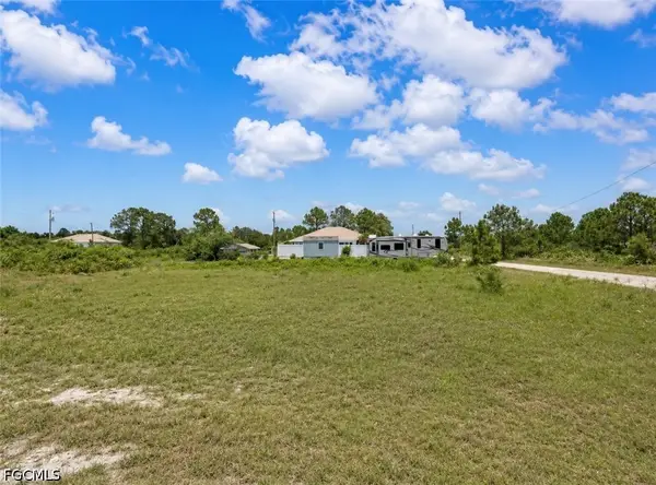 881 Christy Street E, Lehigh Acres, FL 33974