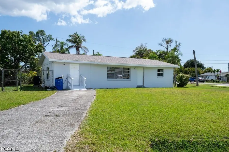 4631 New Haven Drive, Fort Myers, FL 33908 - #3