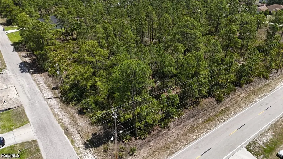 1406 W 10th Street, Lehigh Acres, FL 33972 - #2