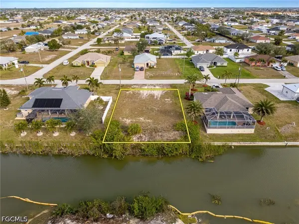 1720 NW 2nd Terrace, Cape Coral, FL 33993