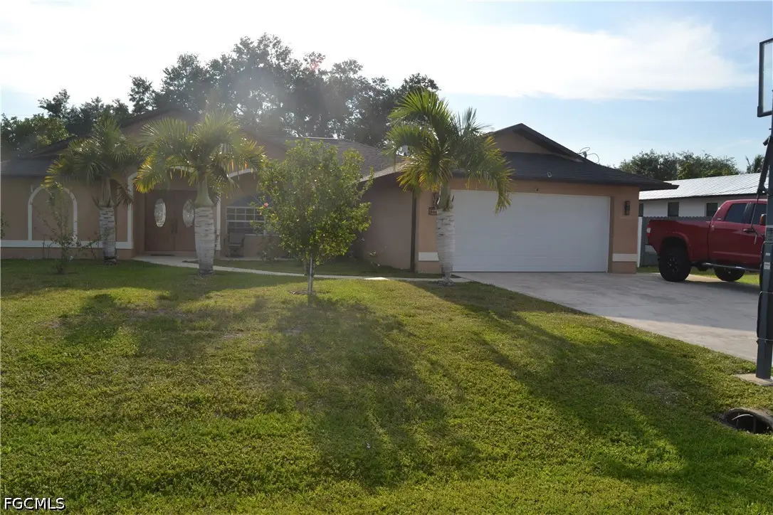 622 SE 10th Avenue, Cape Coral, FL 33990 - #1