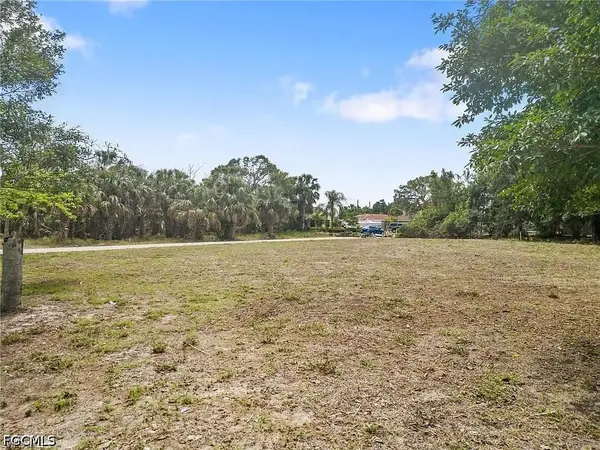 27820 Lime Street, Bonita Springs, FL 34135
