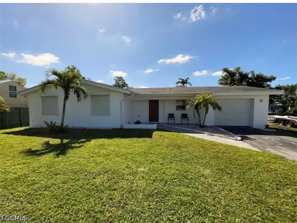 25 Estate Drive, North Fort Myers, FL 33917