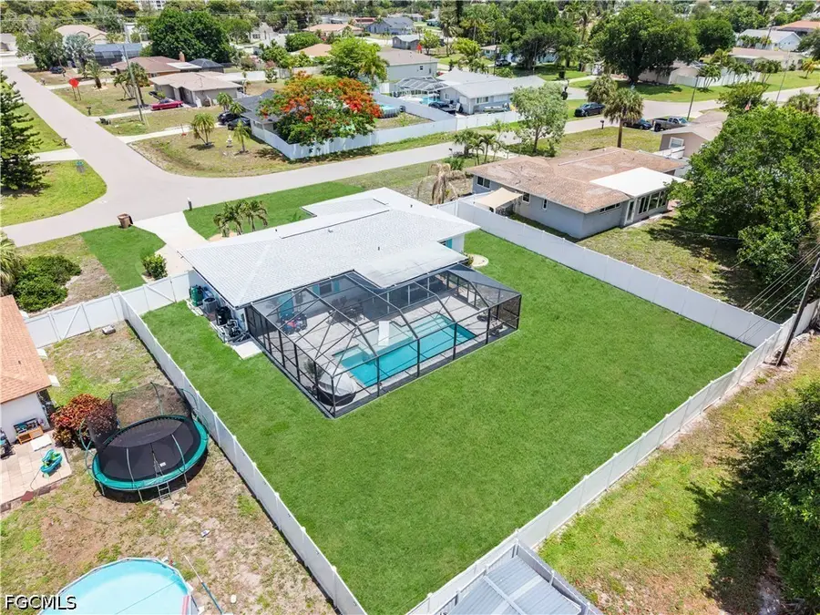 710 SE 42nd Lane, Cape Coral, FL 33904 - #3
